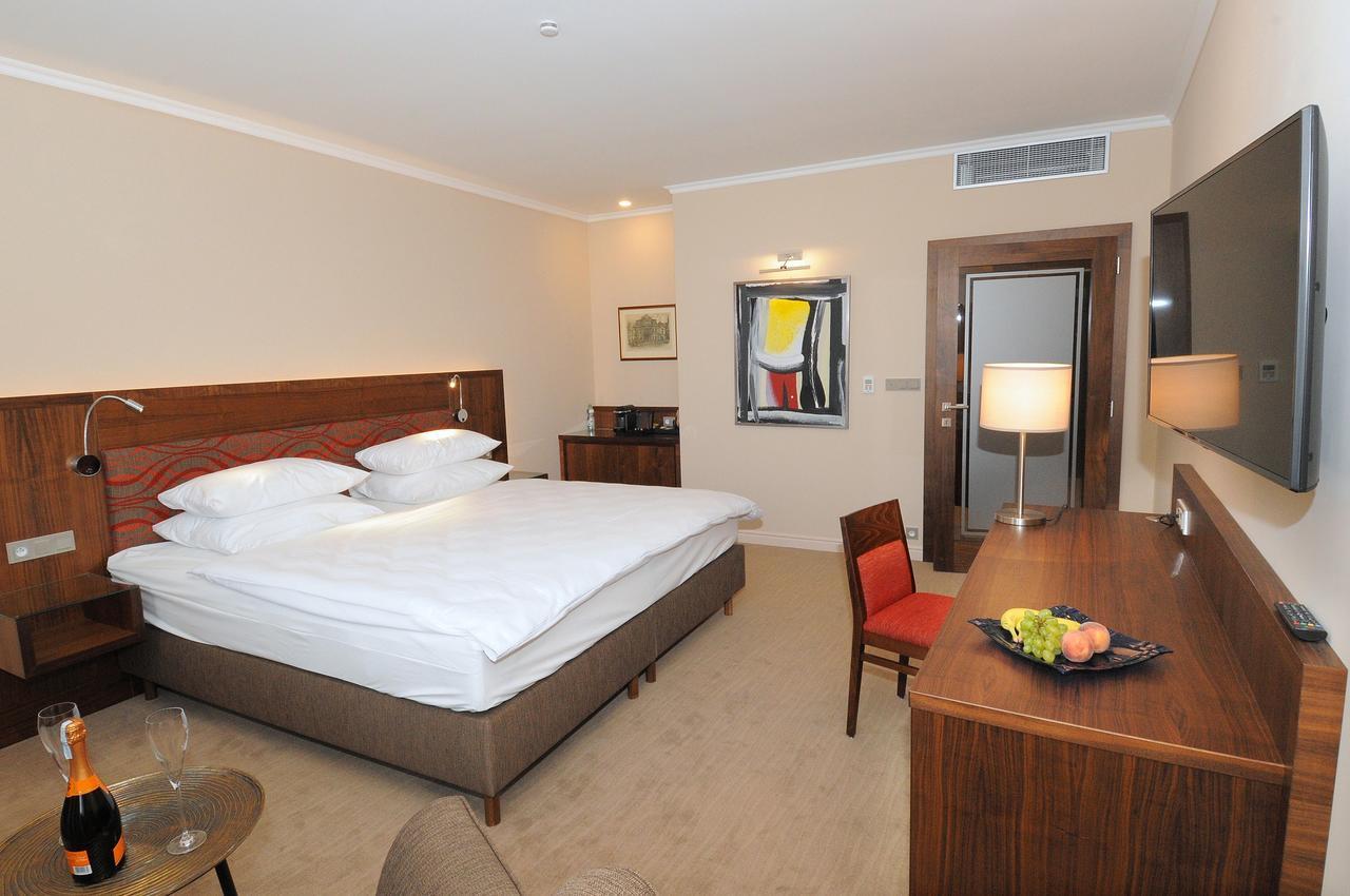 Hotel Kramer Opava Bagian luar foto