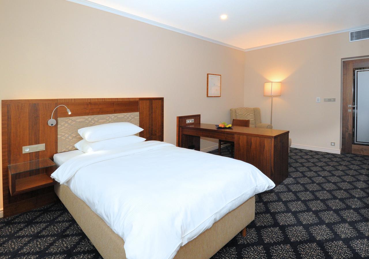 Hotel Kramer Opava Bagian luar foto