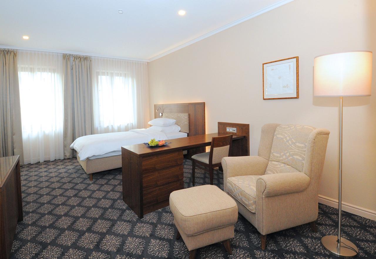 Hotel Kramer Opava Bagian luar foto
